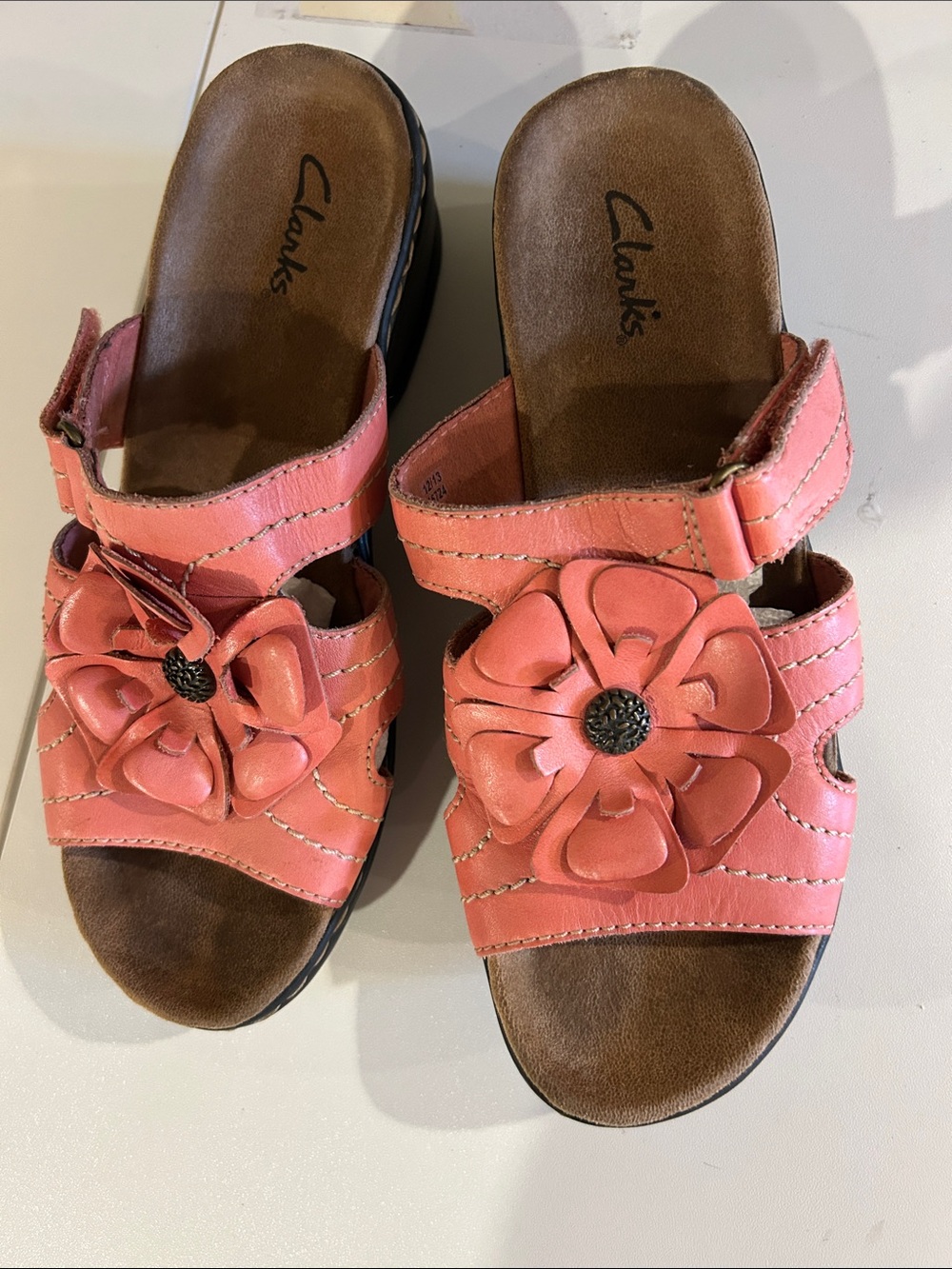 Clarks Women's Pink Floral Leather Slide Sandals